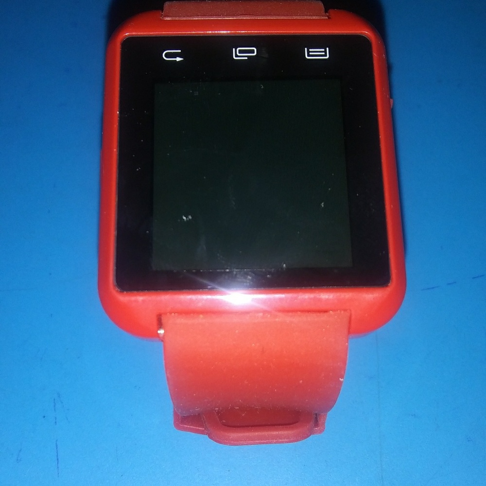 Red Smart Watch - Picture 4 of 6